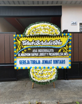 Papan Bunga Duka di Cipinang